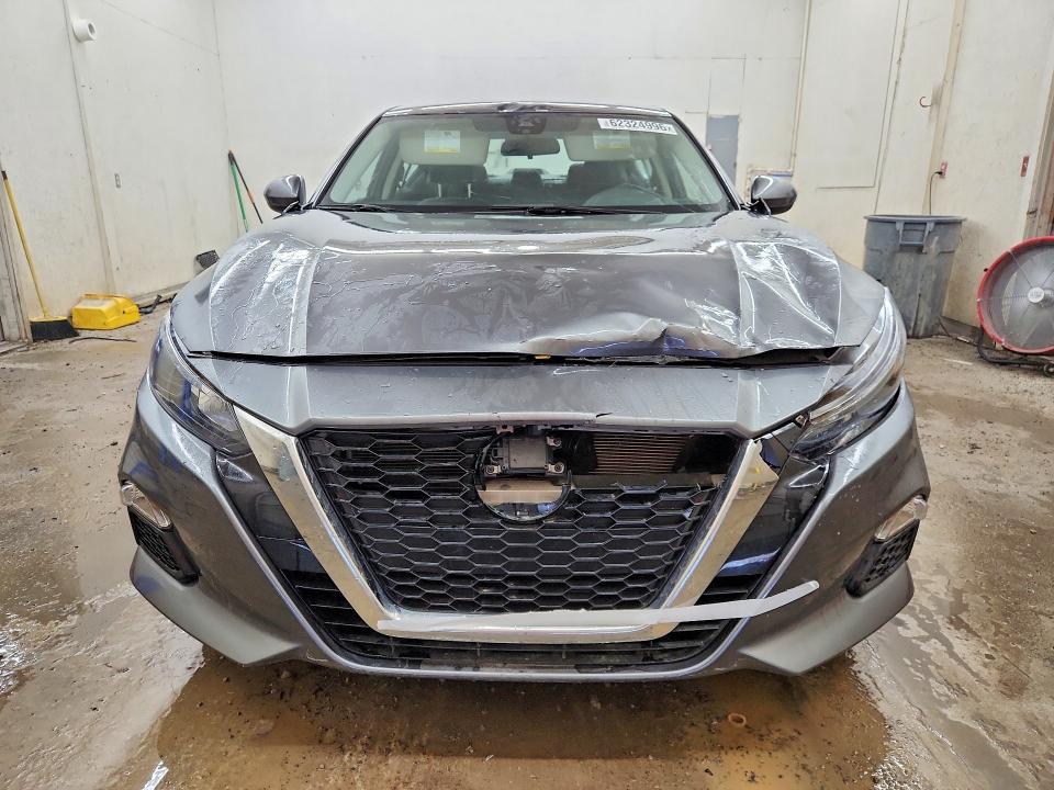 Photo 5 from auction – 2022 NISSAN ALTIMA with VIN 1N4BL4BVXNN366287