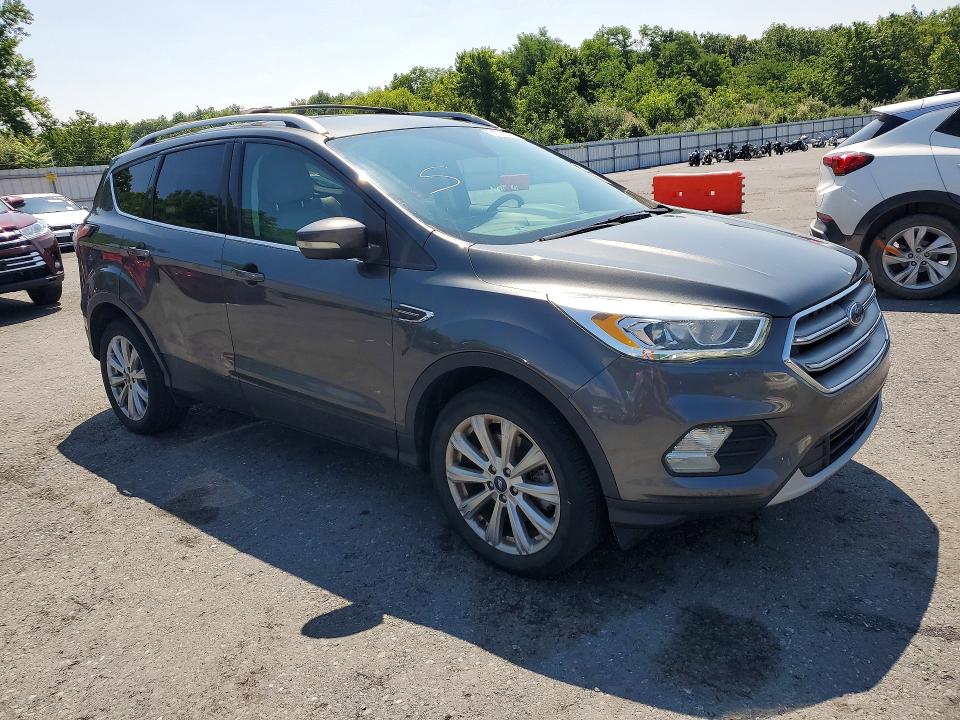 Photo 4 from auction – 2017 FORD ESCAPE with VIN 1FMCU9J94HUD90684