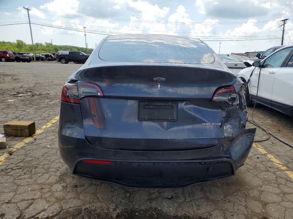 Foto 6 de la subasta – 2023 TESLA MODEL Y con VIN 7SAYGAEE4PF834022