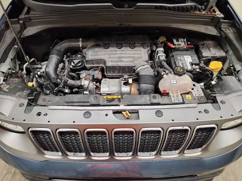 Photo 11 from auction – 2021 JEEP RENEGADE with VIN ZACNJDD14MPM24162