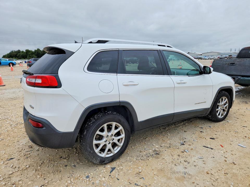 Photo 3 from auction – 2015 JEEP CHEROKEE with VIN 1C4PJLCS8FW612141