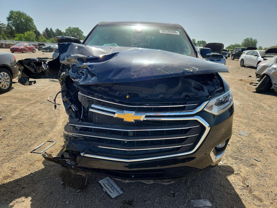 Photo 5 from auction – 2018 CHEVROLET TRAVERSE with VIN 1GNERKKW6JJ188633
