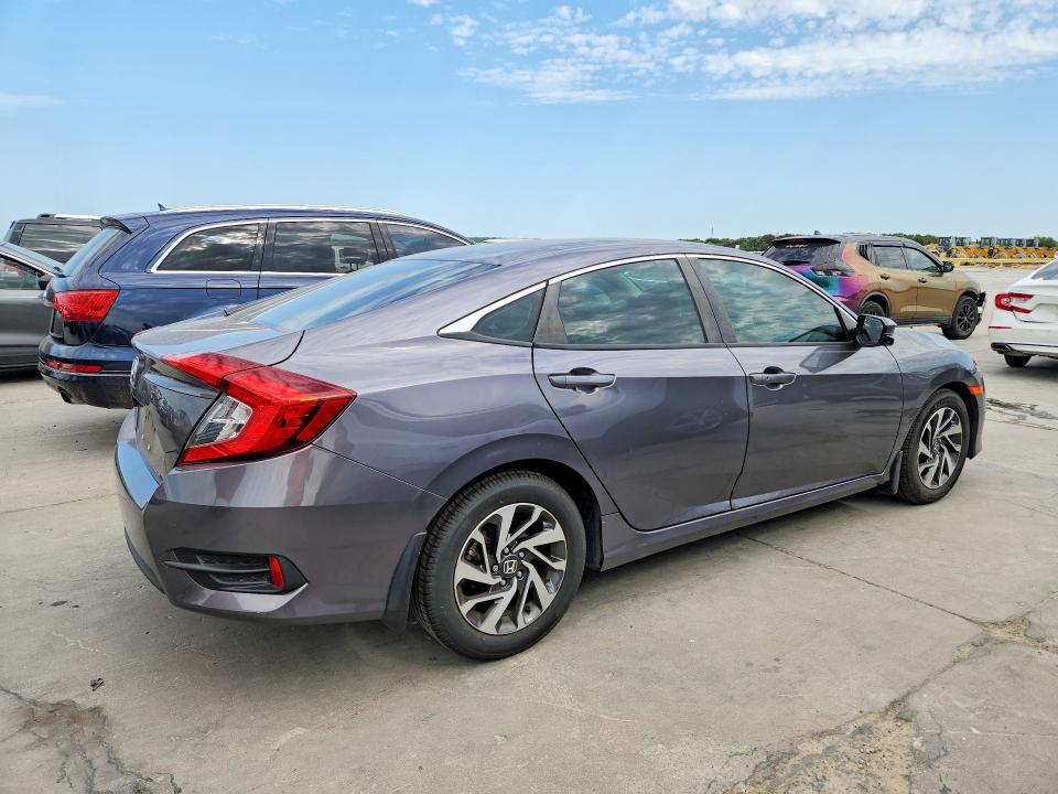 Photo 3 from auction – 2016 HONDA CIVIC with VIN 19XFC2F88GE073595