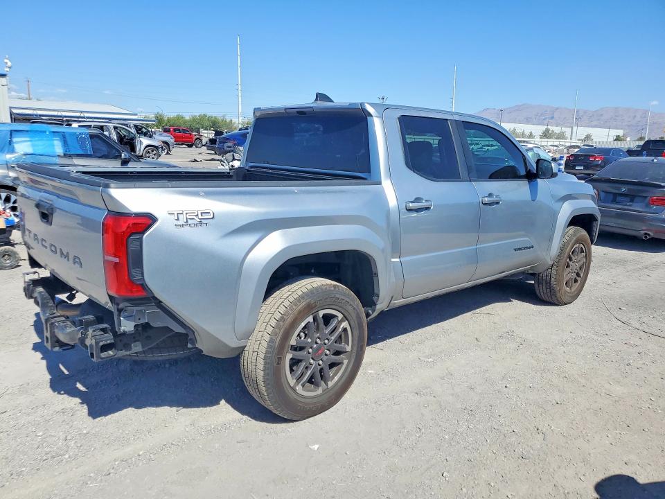Photo 3 from auction – 2025 TOYOTA TACOMA with VIN 3TMLB5JN0SM114272
