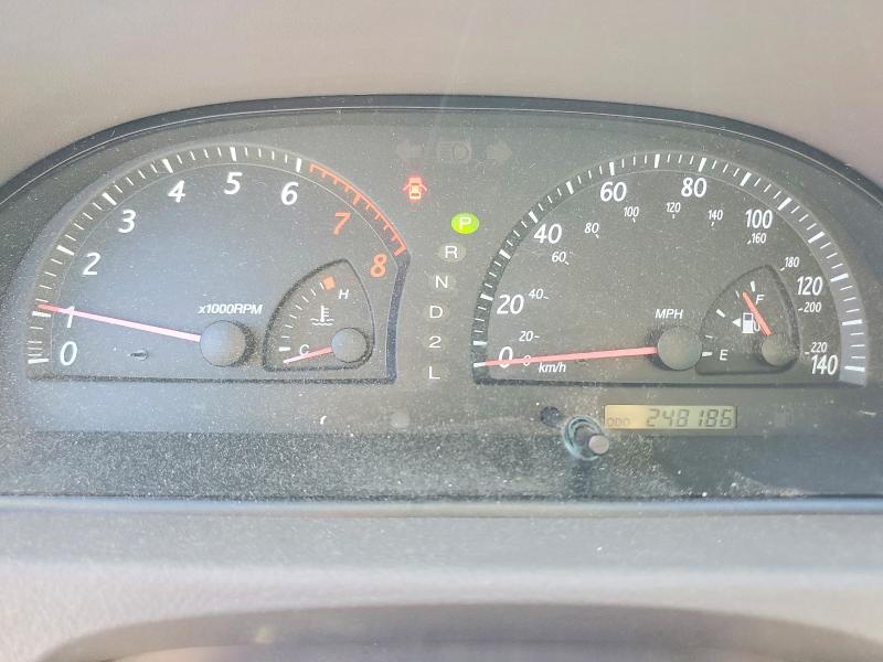 Photo 9 from auction – 2003 TOYOTA CAMRY with VIN 4T1BE32K13U682826