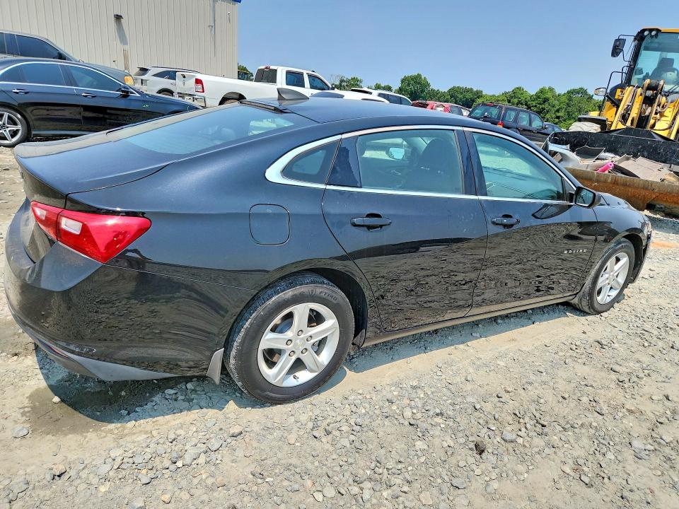Photo 3 from auction – 2019 CHEVROLET MALIBU with VIN 1G1ZB5ST0KF222679