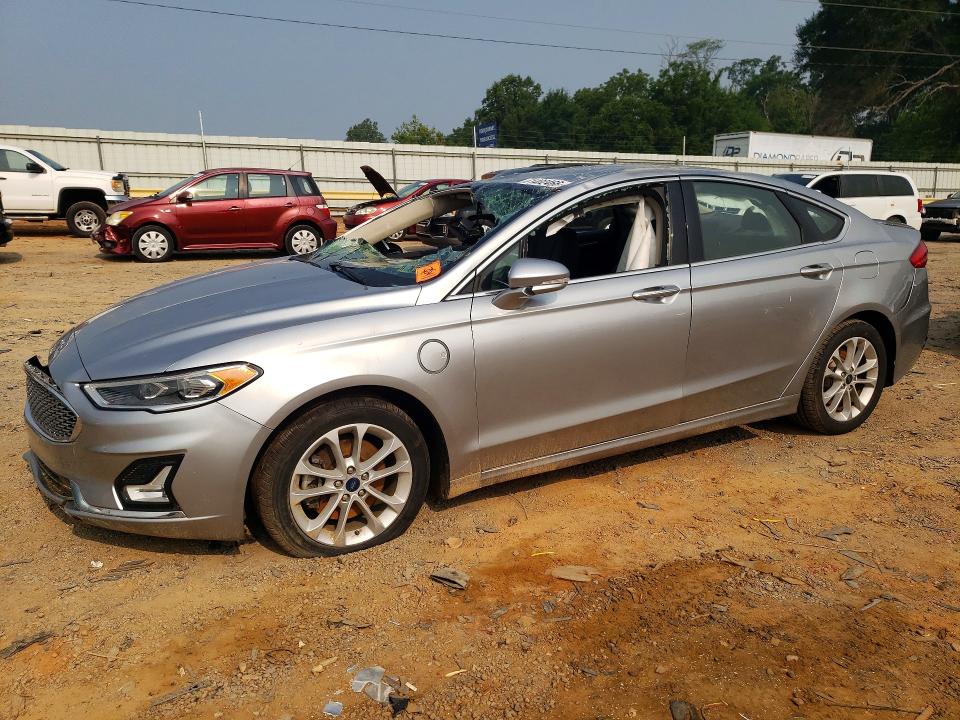 Photo 1 from auction – 2020 FORD FUSION with VIN 3FA6P0SU7LR224706