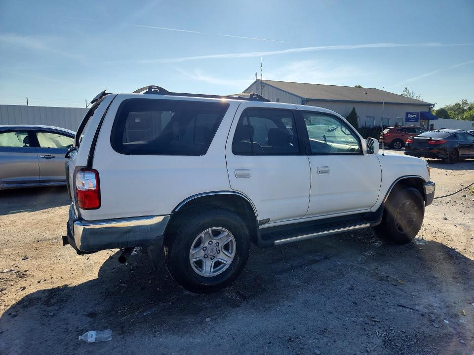 Photo 3 from auction – 2001 TOYOTA 4RUNNER with VIN JT3GN86R110195763