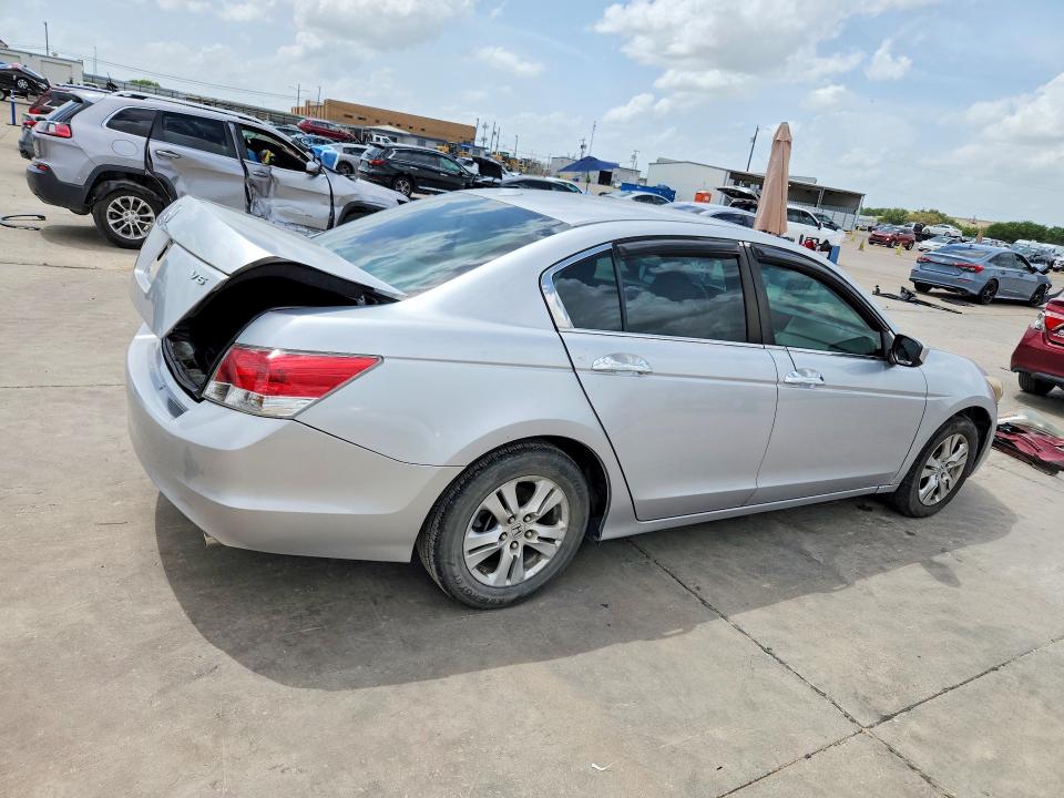 Photo 3 from auction – 2010 HONDA ACCORD with VIN 1HGCP3F86AA008365
