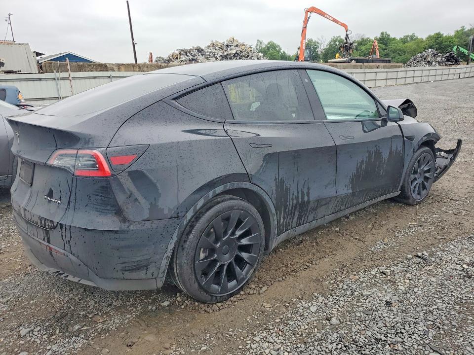 Photo 3 from auction – 2021 TESLA MODEL Y with VIN 5YJYGDEE8MF060965
