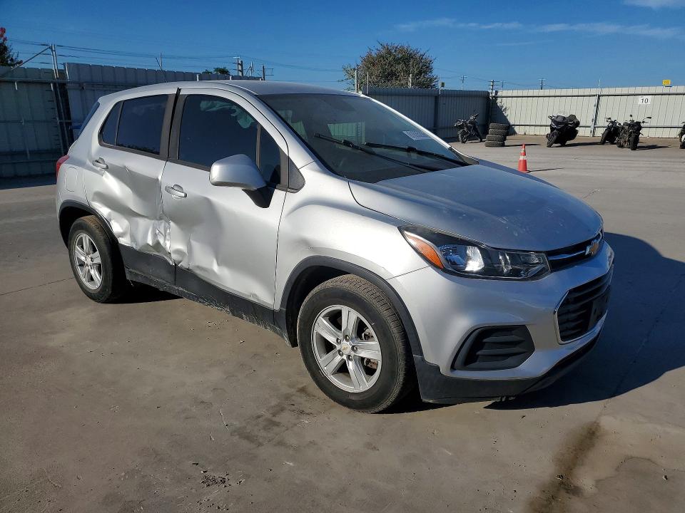 Снимка 4 от търг – 2020 CHEVROLET TRAX с VIN KL7CJKSB6LB312236