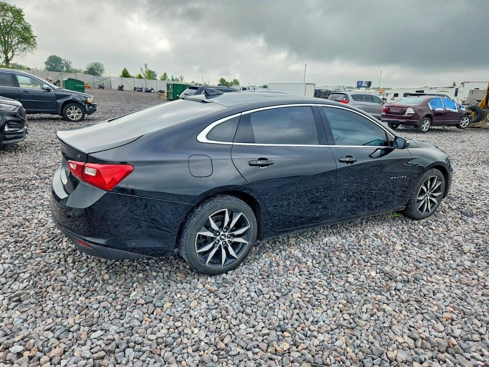 Photo 3 from auction – 2018 CHEVROLET MALIBU with VIN 1G1ZD5ST1JF278350