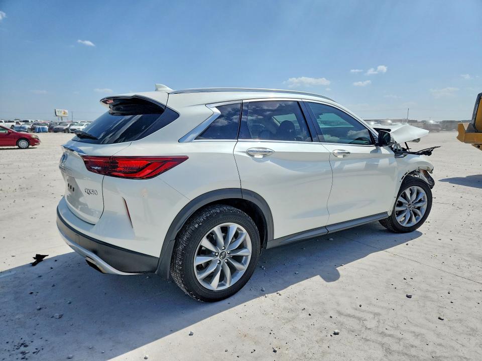 Photo 3 from auction – 2022 INFINITI QX50 with VIN 3PCAJ5BA7NF109245
