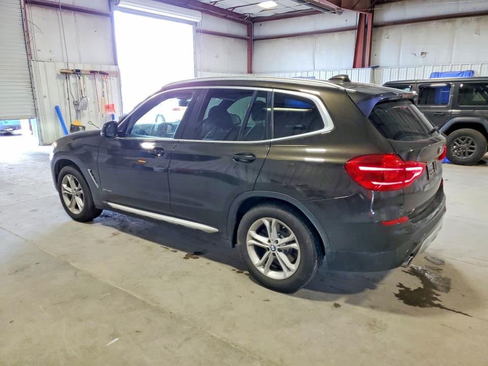 Photo 2 from auction – 2018 BMW X3 with VIN 5UXTR9C51JLD60605