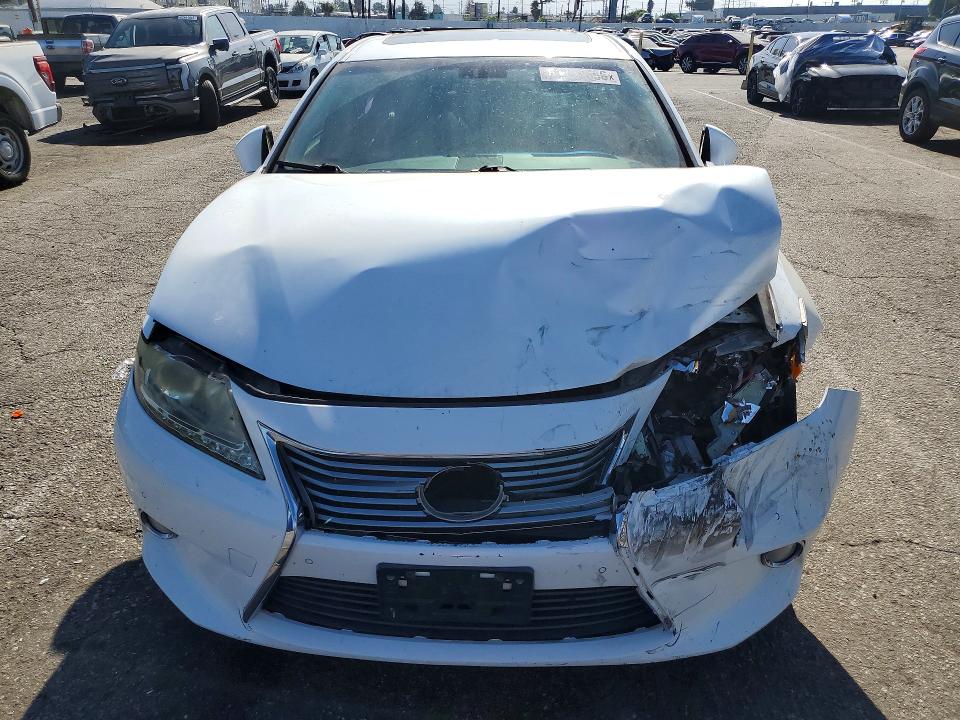 Photo 5 from auction – 2013 LEXUS ES with VIN JTHBK1GG6D2070381