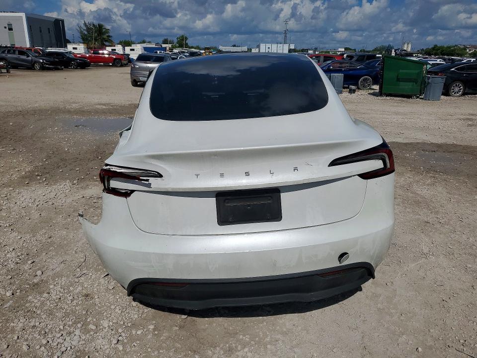 صورة رقم 6 من المزاد - 2024 TESLA MODEL 3 مع VIN 5YJ3E1EA0RF749000