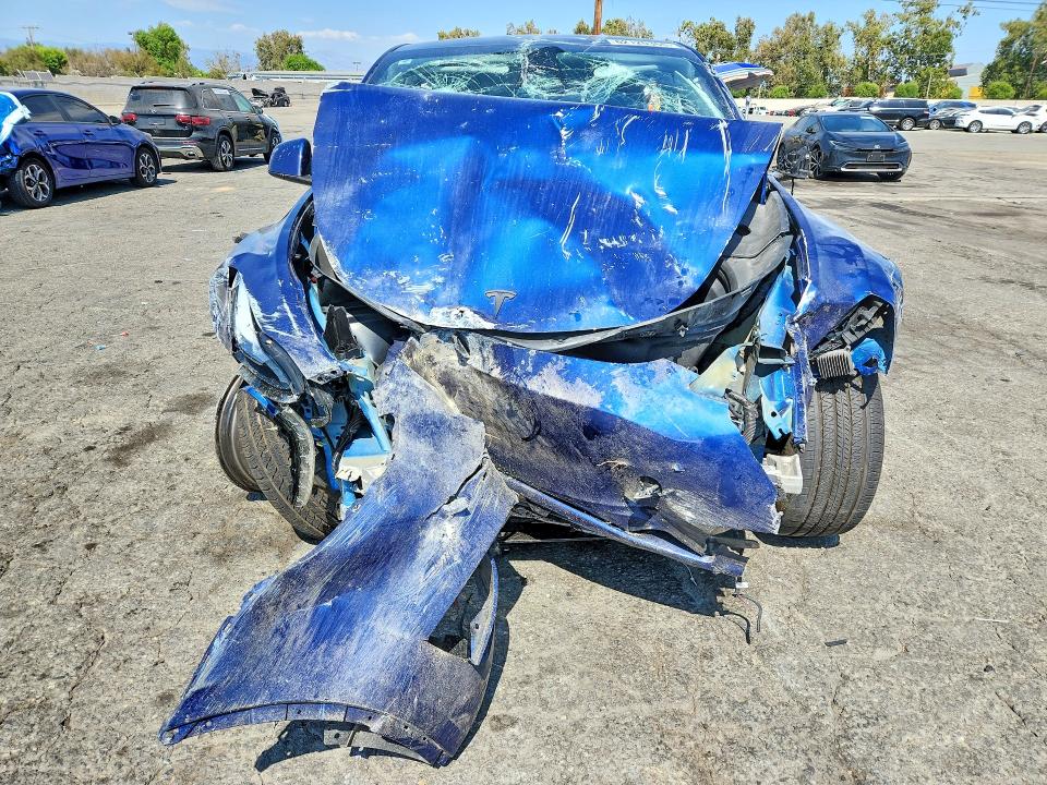 Photo 5 from auction – 2025 TESLA MODEL Y with VIN 7SAYGAEE6SF219254