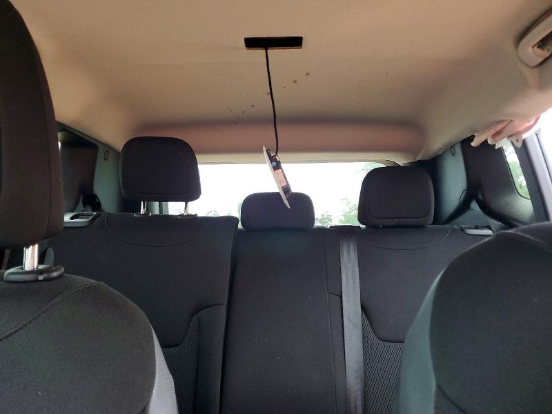 Photo 10 from auction – 2018 JEEP RENEGADE with VIN ZACCJBBB1JPJ46503