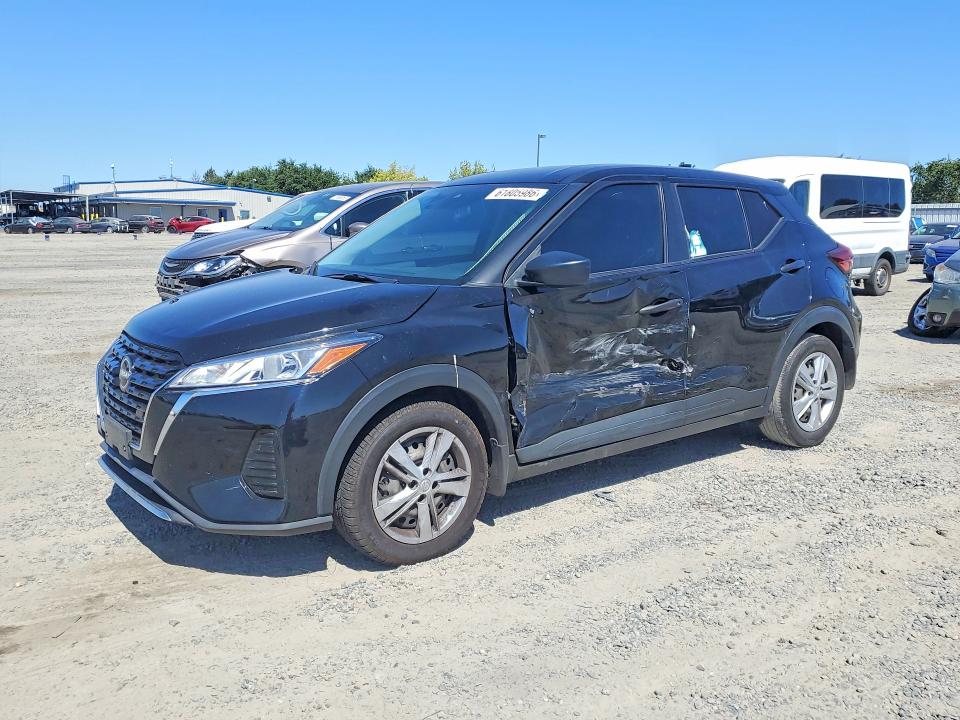 NISSAN KICKS 2023 with VIN 3N1CP5BV1PL555389 - Photo from auction