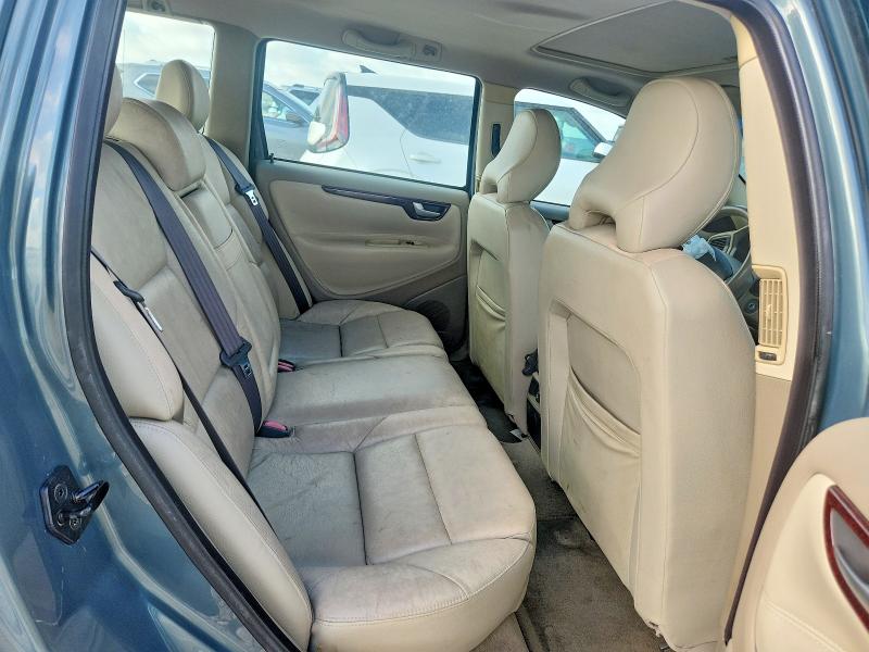 Photo 10 from auction – 2004 VOLVO V70 with VIN YV1SW59V942443805