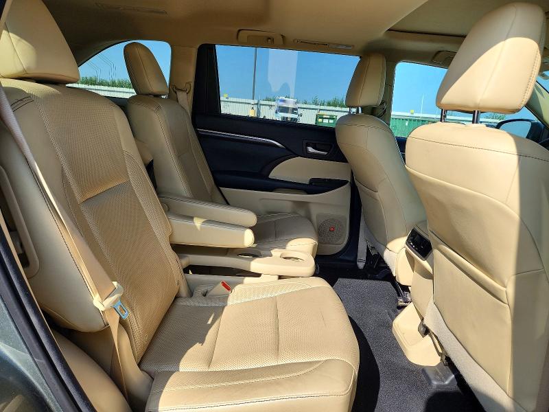 Photo 11 from auction – 2014 TOYOTA HIGHLANDER with VIN 5TDYKRFHXES006021