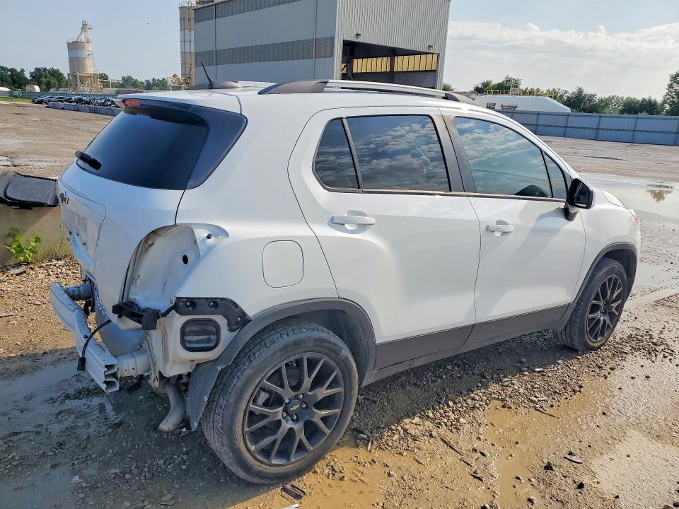 Photo 3 from auction – 2022 CHEVROLET TRAX with VIN KL7CJPSM8NB509216