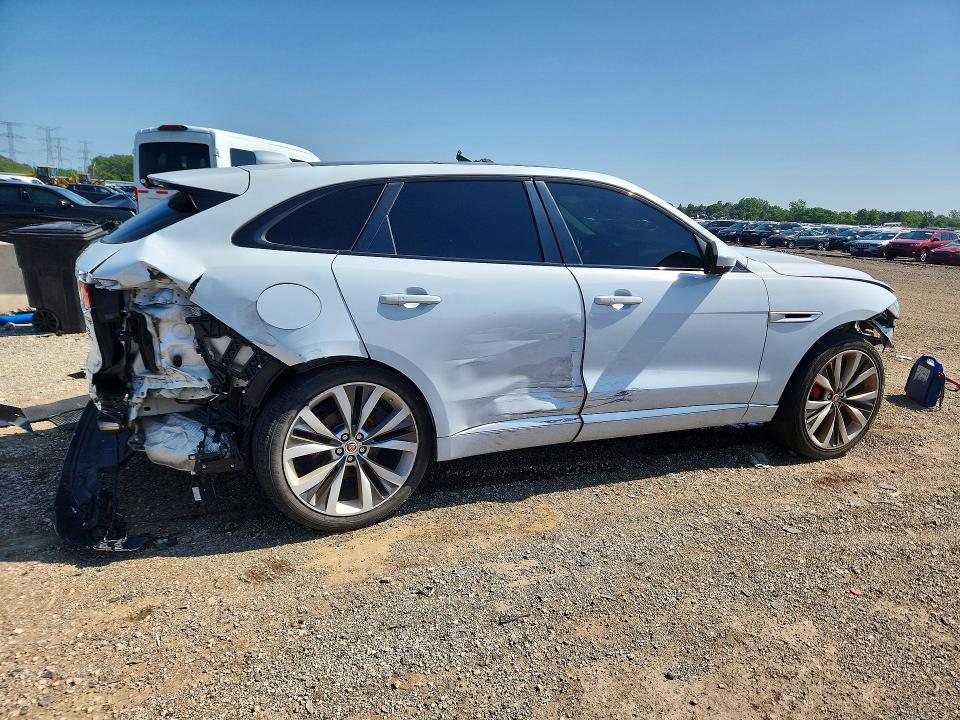 صورة رقم 3 من المزاد - 2017 JAGUAR F-PACE مع VIN SADCM2BV9HA888814