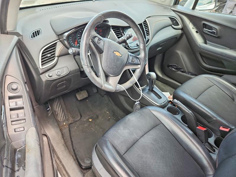 Photo 8 from auction – 2018 CHEVROLET TRAX with VIN 3GNCJPSB0JL167228