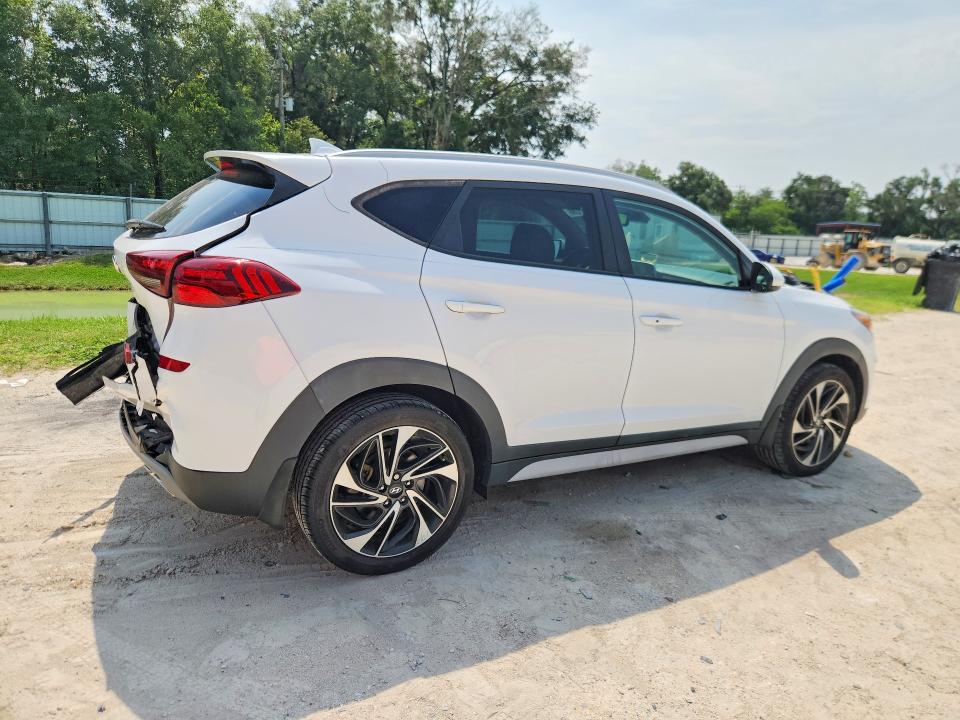Photo 3 from auction – 2020 HYUNDAI TUCSON with VIN KM8J33AL9LU184286