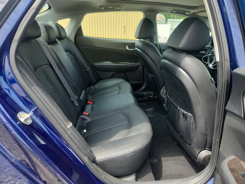 Photo 10 from auction – 2017 KIA OPTIMA with VIN 5XXGU4L35HG144234