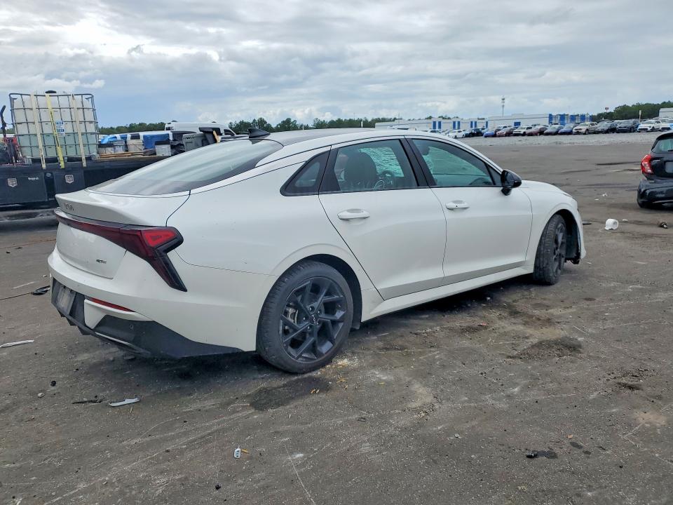 Photo 3 from auction – 2026 KIA K5 with VIN KNAG64J71T5416398
