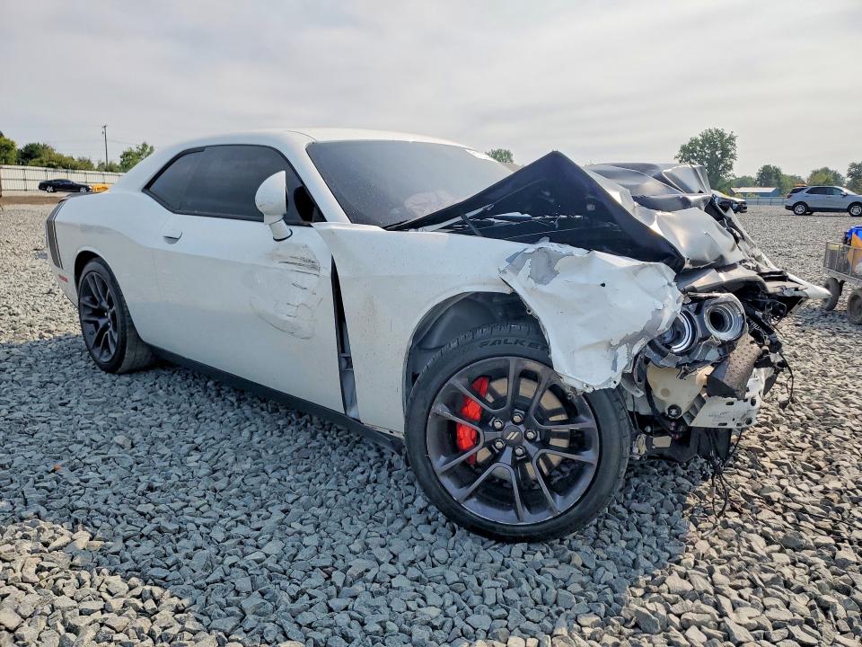 Photo 4 from auction – 2022 DODGE CHALLENGER with VIN 2C3CDZFJ6NH247438