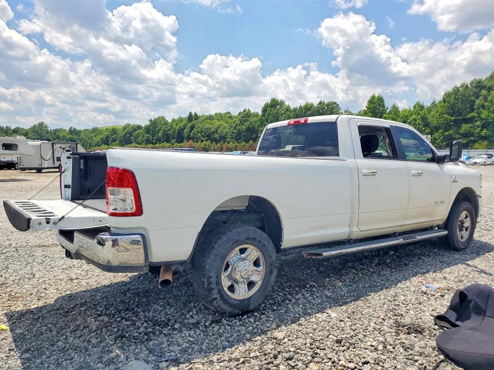 Photo 3 from auction – 2019 RAM 2500 with VIN 3C6UR5JL2KG689073