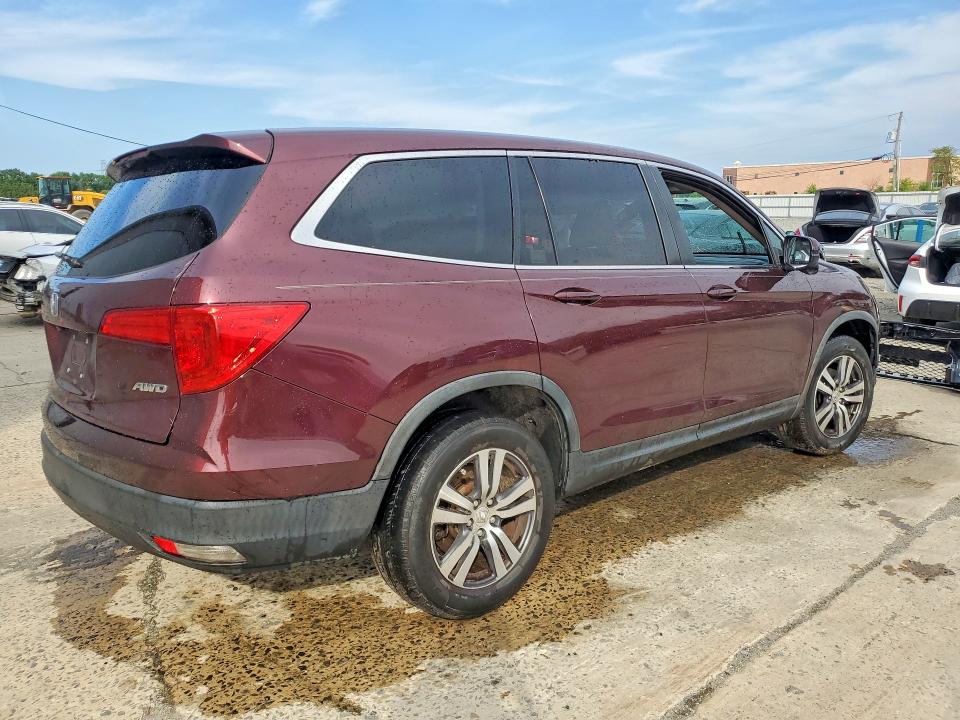 Photo 3 from auction – 2017 HONDA PILOT with VIN 5FNYF6H57HB085596