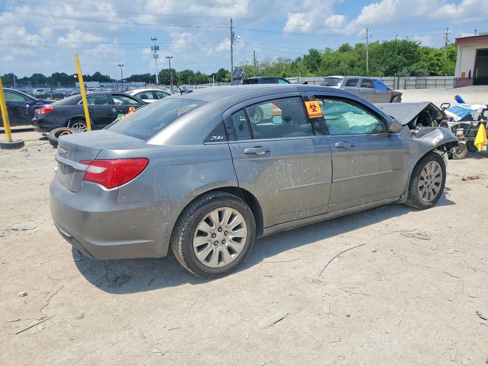 Photo 3 from auction – 2013 CHRYSLER 200 with VIN 1C3CCBAB3DN635579