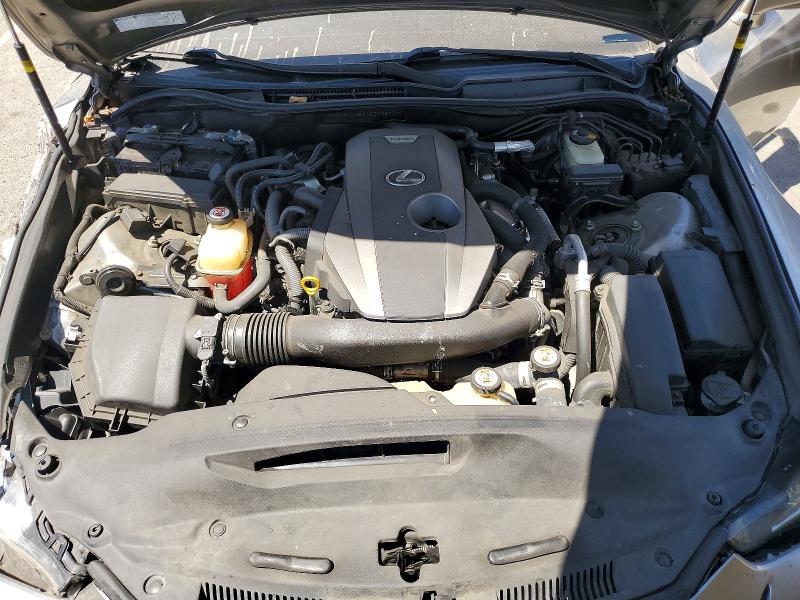 Photo 11 from auction – 2018 LEXUS IS with VIN JTHBA1D24J5073270