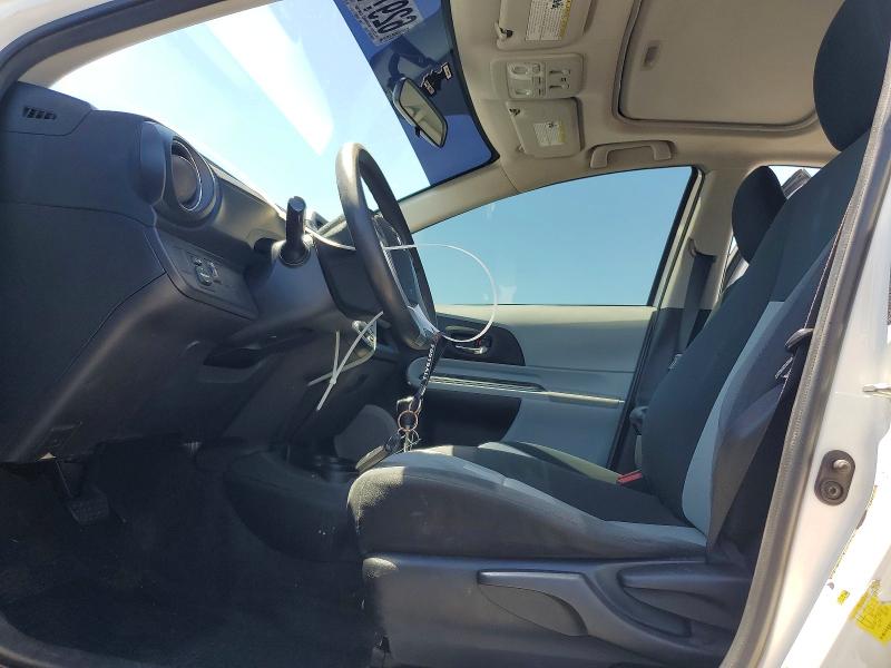 Photo 7 from auction – 2012 TOYOTA PRIUS C with VIN JTDKDTB34C1021843