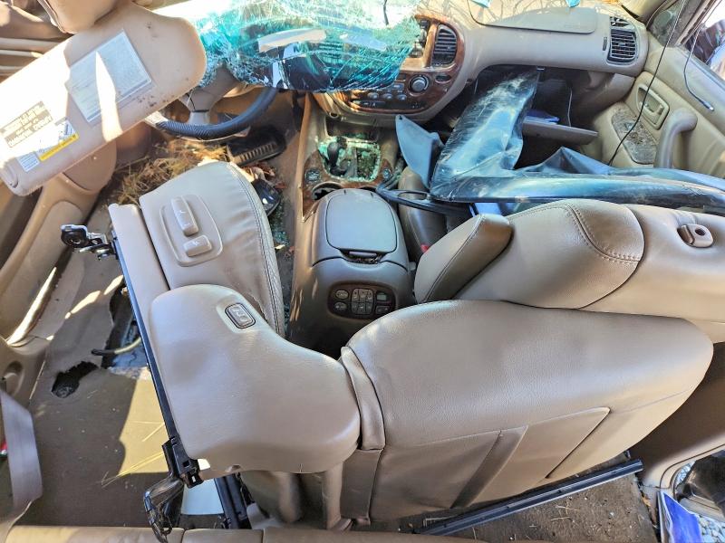 Photo 8 from auction – 2003 TOYOTA SEQUOIA with VIN 5TDBT48A43S177043