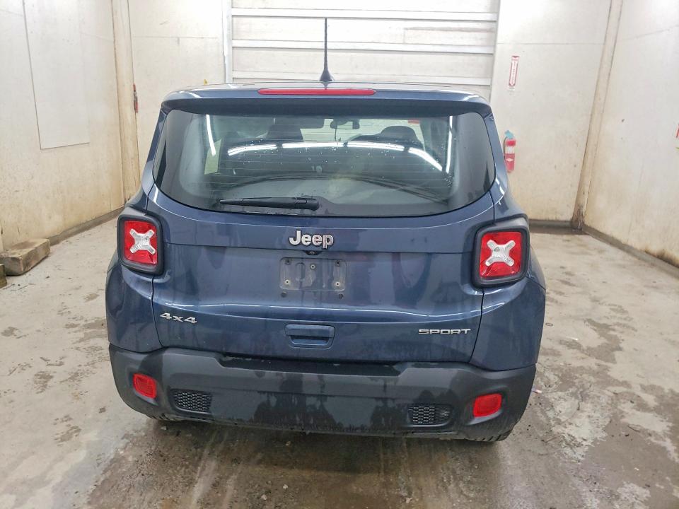 Photo 6 from auction – 2021 JEEP RENEGADE with VIN ZACNJDAB9MPM38815