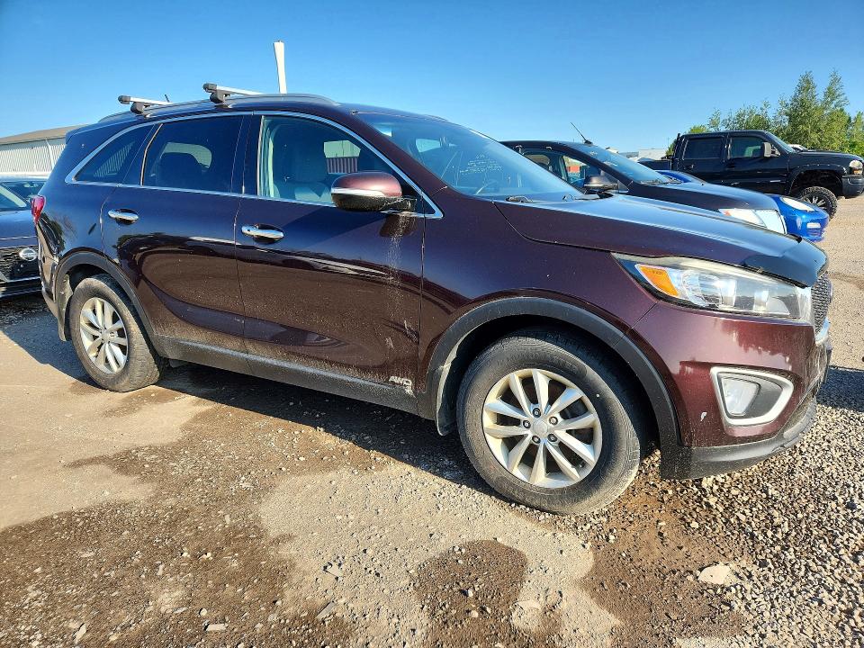 Photo 4 from auction – 2016 KIA SORENTO with VIN 5XYPGDA11GG048751