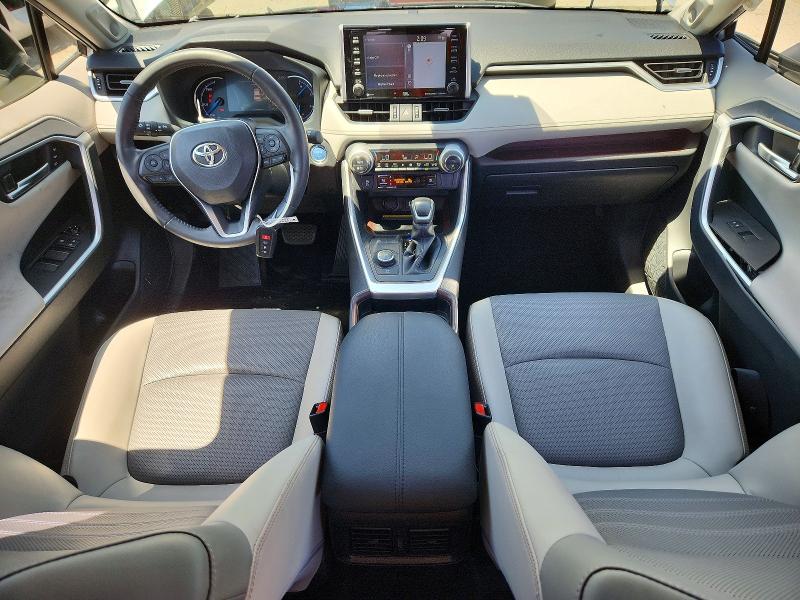 Photo 8 from auction – 2020 TOYOTA RAV4 with VIN JTMDWRFV1LD056520