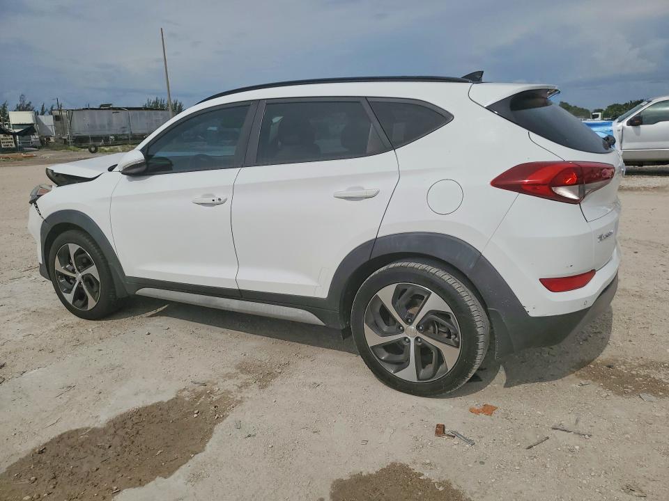 Photo 2 from auction – 2018 HYUNDAI TUCSON with VIN KM8J33A28JU809734