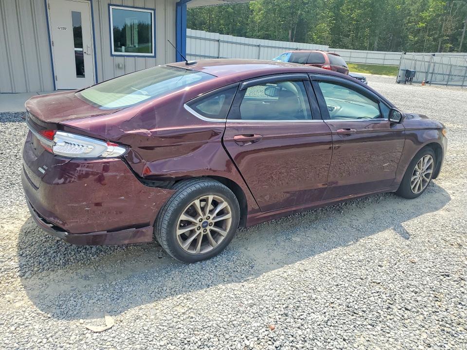 Photo 3 from auction – 2017 FORD FUSION with VIN 3FA6P0HD1HR243864