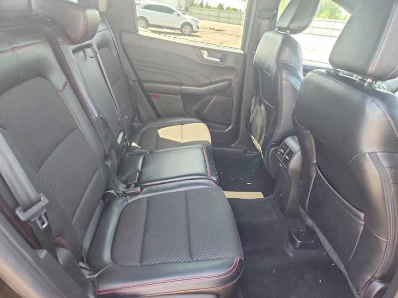 Photo 11 from auction – 2023 FORD ESCAPE with VIN 1FMCU9NA9PUB24340