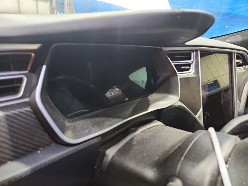 Photo 9 from auction – 2017 TESLA MODEL S with VIN 5YJSA1E26HF217023