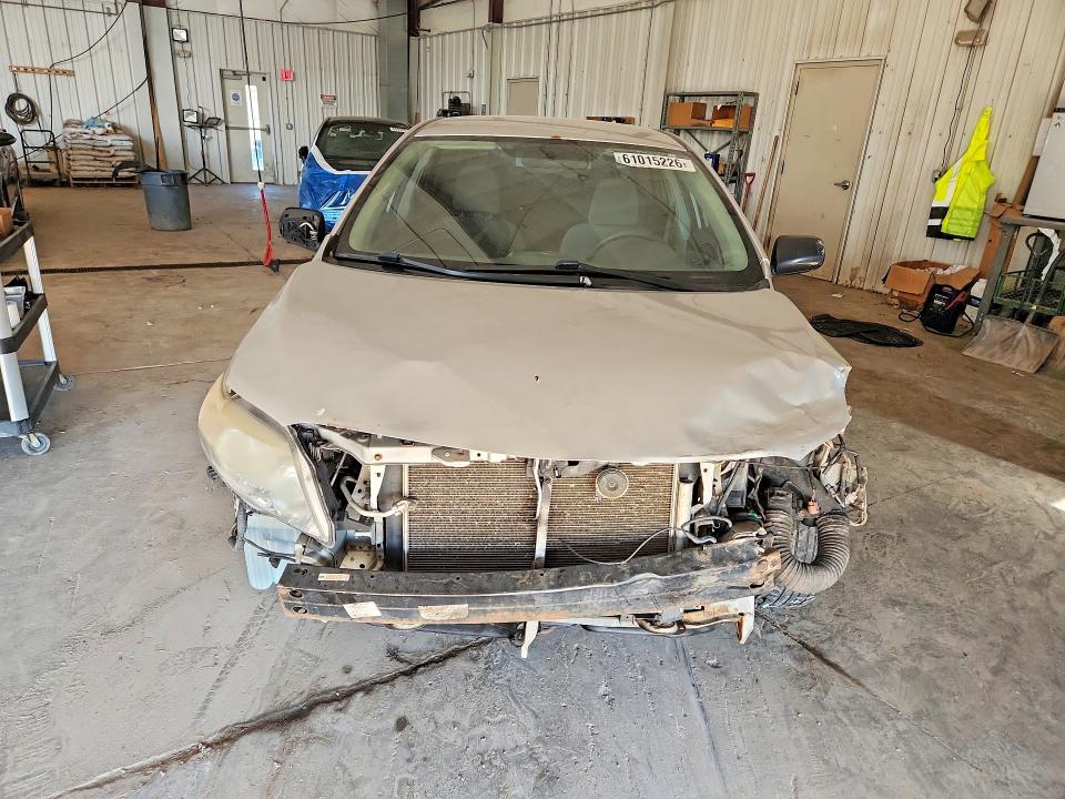 Photo 5 from auction – 2010 TOYOTA COROLLA with VIN 1NXBU4EE9AZ172185