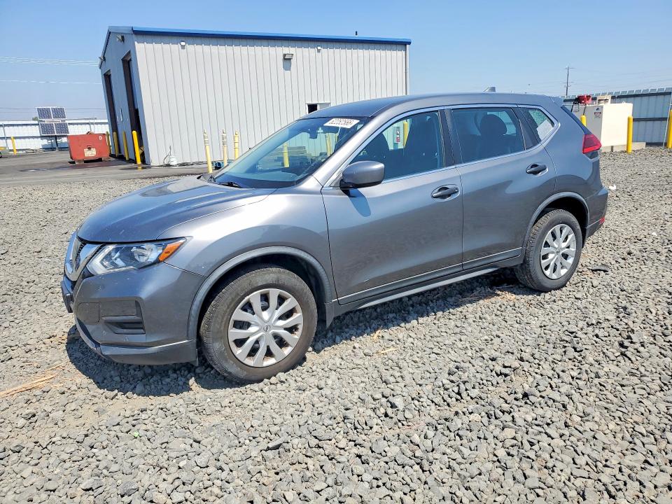 NISSAN ROGUE 2017 with VIN KNMAT2MVXHP618992 - Photo from auction