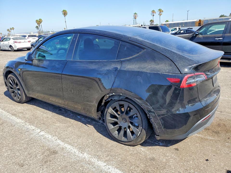 Photo 2 from auction – 2020 TESLA MODEL Y with VIN 5YJYGDEEXLF016240