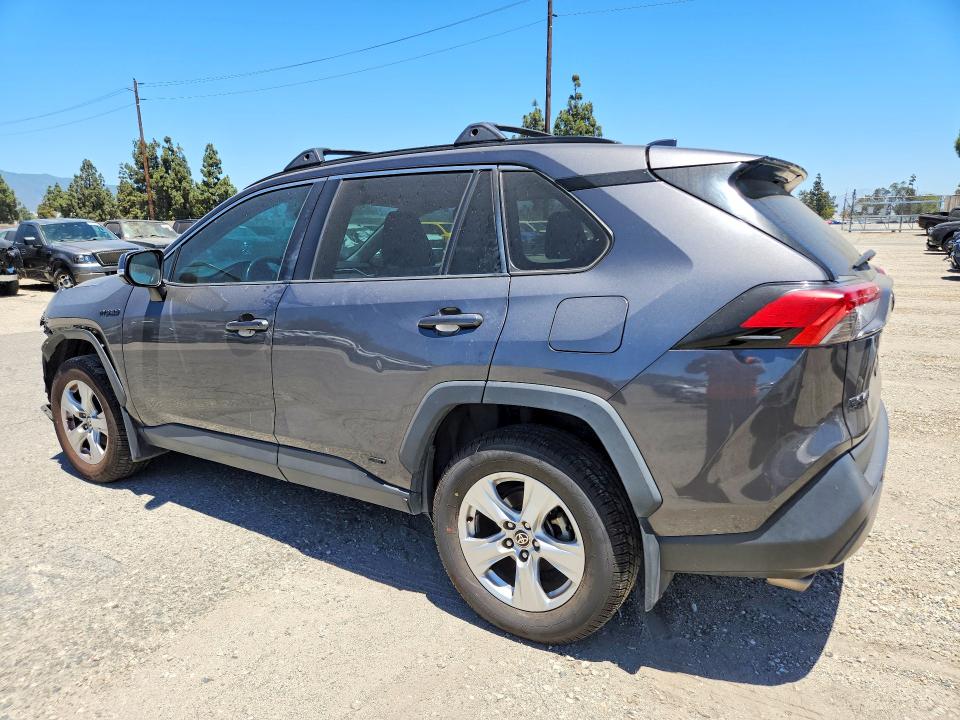 Photo 2 from auction – 2021 TOYOTA RAV4 with VIN 2T3RWRFV7MW111692