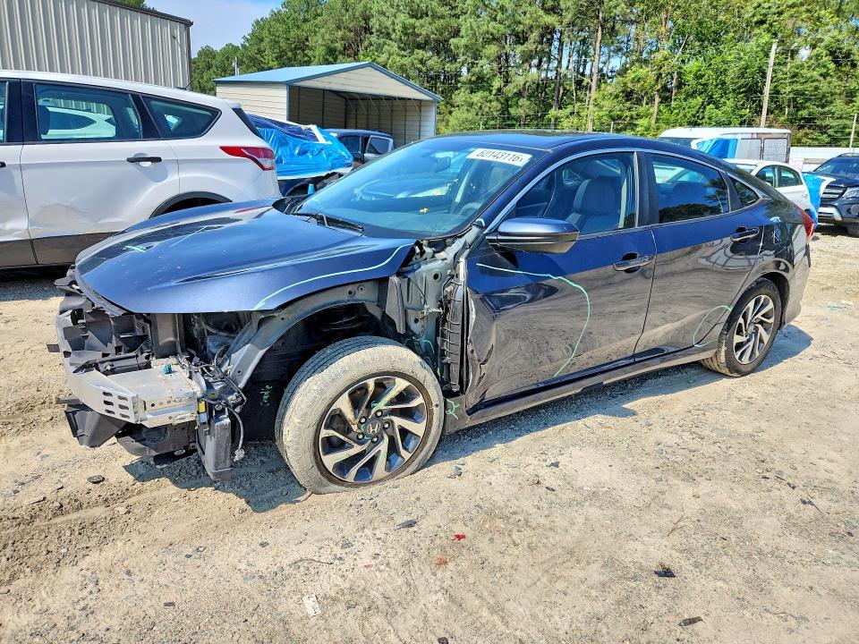 HONDA CIVIC 2017 with VIN 2HGFC2F74HH577530 - Photo from auction